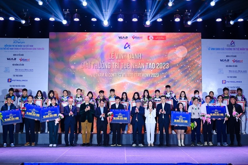 AI Contest 2024: Khám phá tương tác của AI với cảm xúc con người