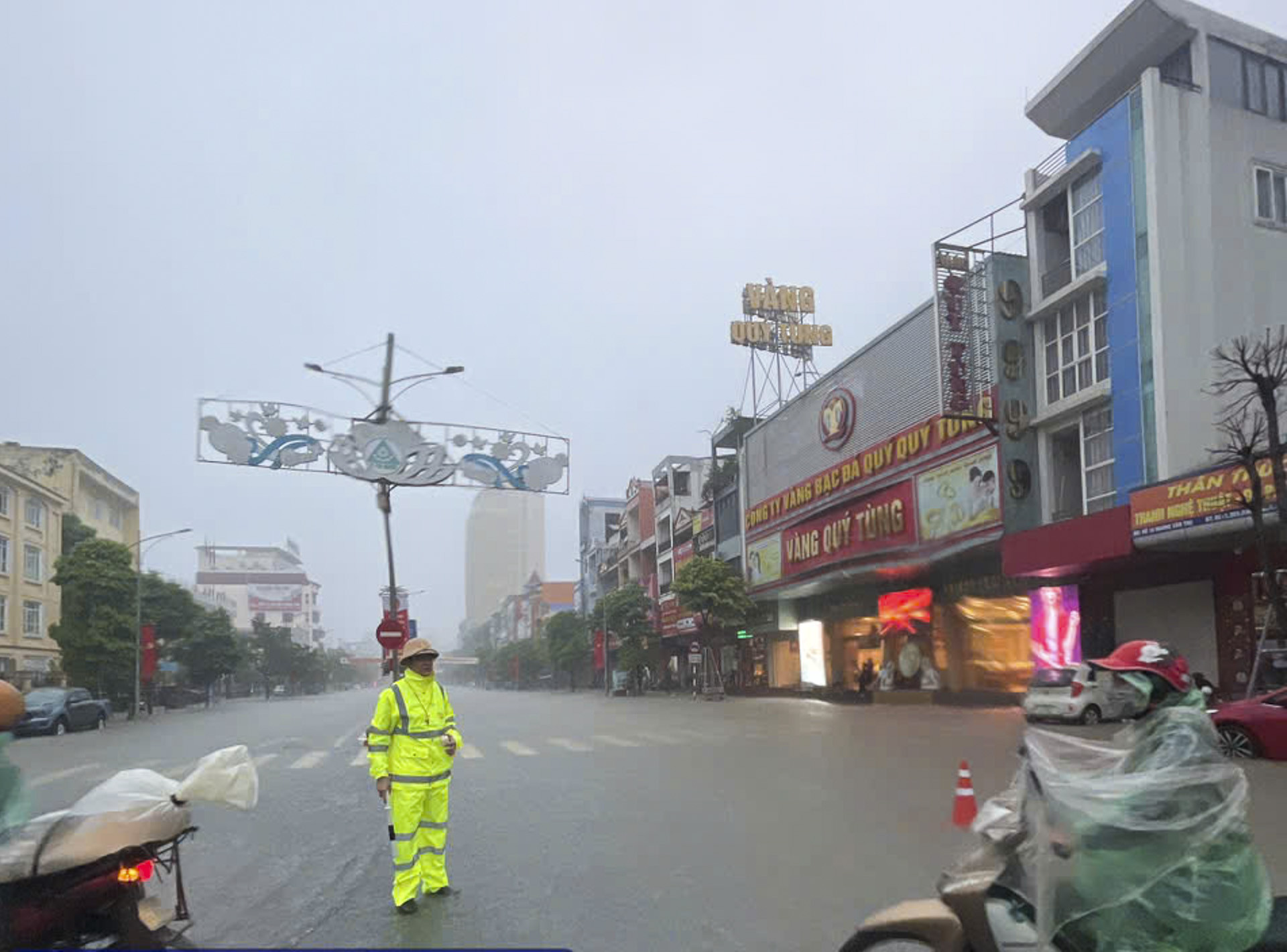 Mưa ngập thái nguyên 23_1.JPG