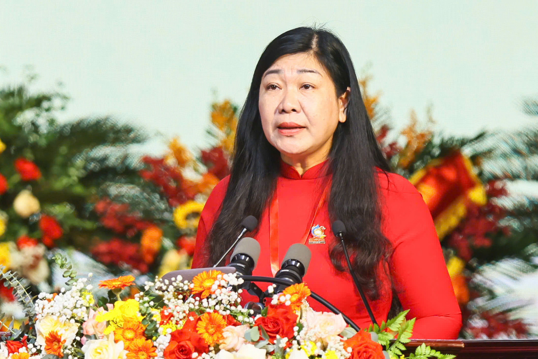 nguyen lang huong.jpg