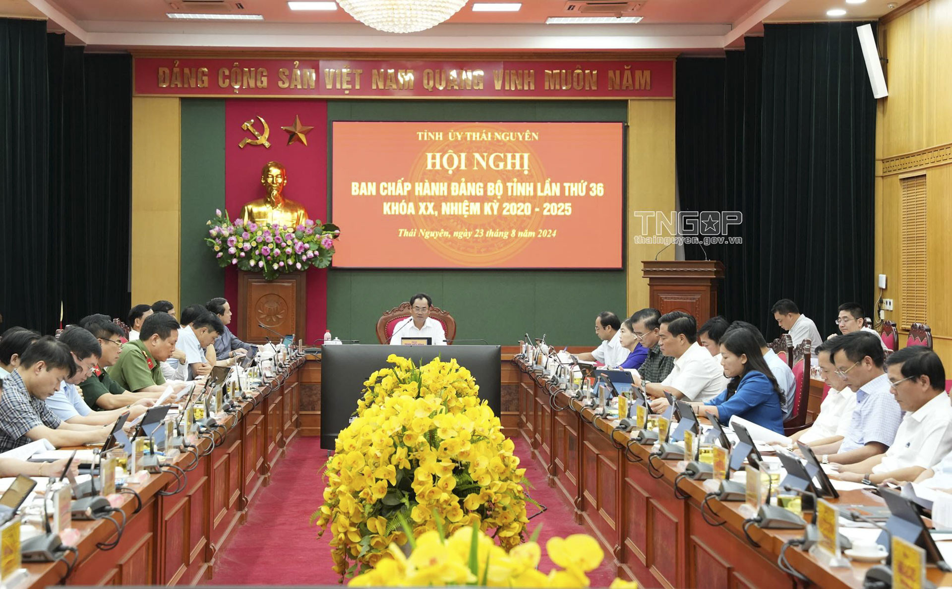 thái nguyên họp 75.JPG