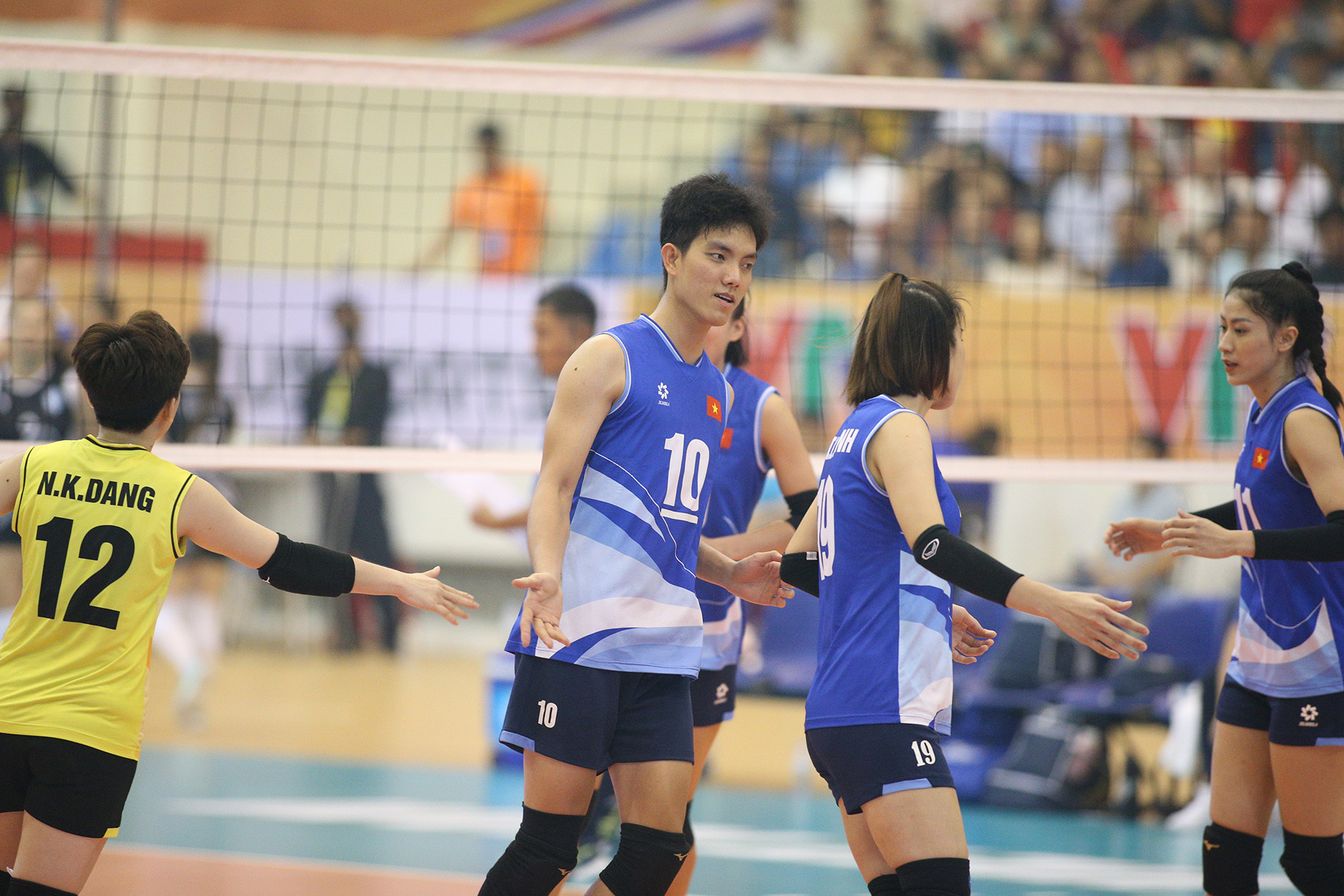 tuyen bong chuyen nu viet nam vtv cup 13.JPG