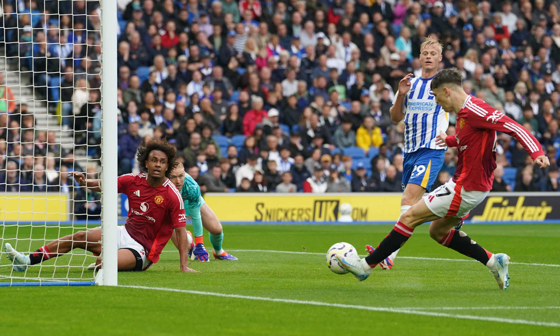 Garnacho Brighton MU.jpg