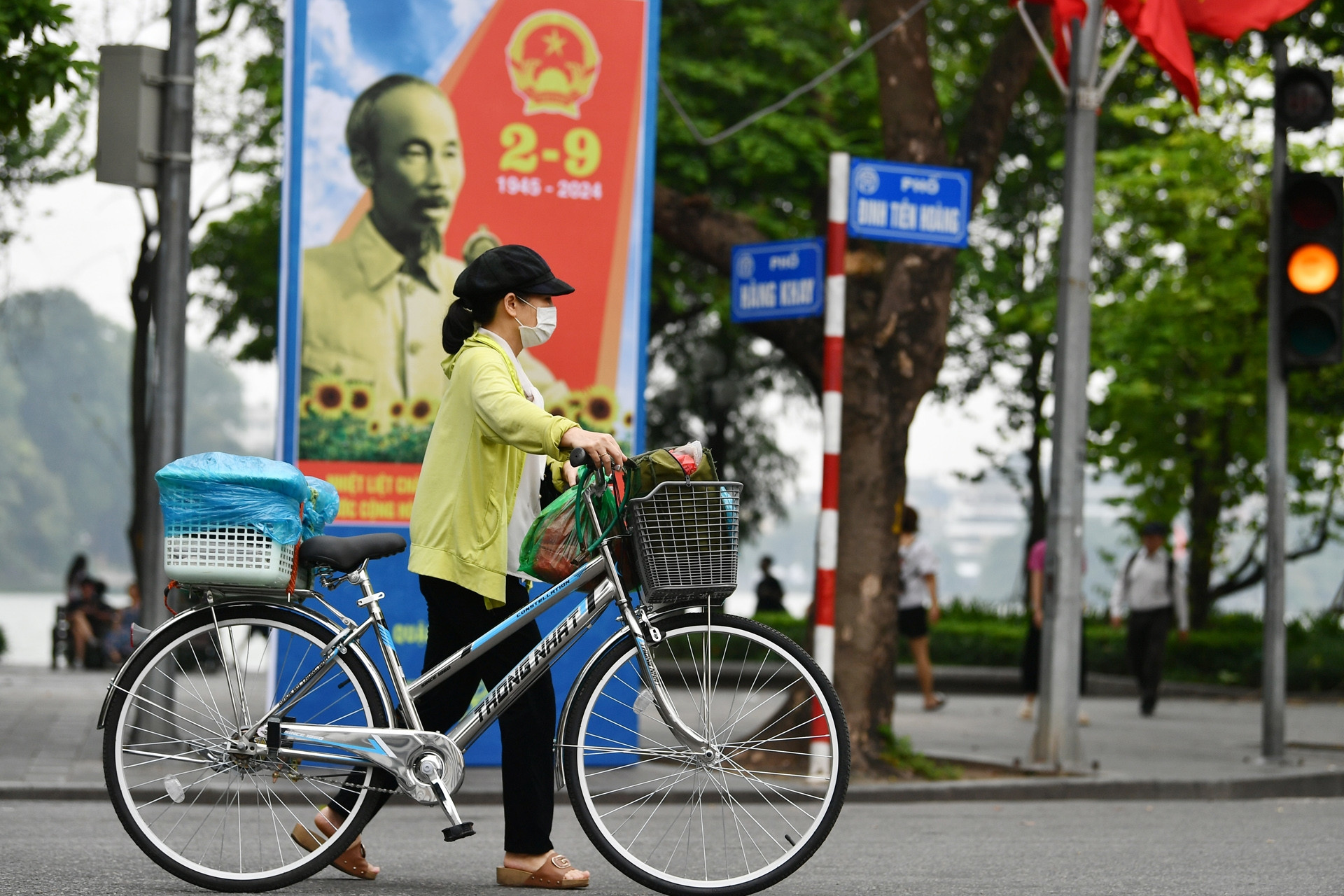 Dự báo thời tiết 27/8/2024: Hà Nội mưa giảm, nắng nóng trở lại