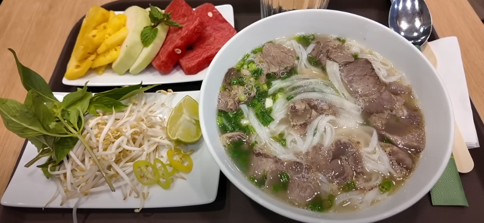 pho san bay HN.png