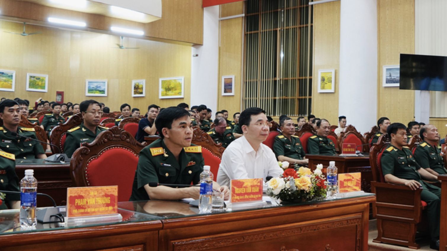 Vĩnh Phúc: Giao lưu điển hình tiên tiến trong phong trào thi đua quyết thắng lực lượng vũ trang