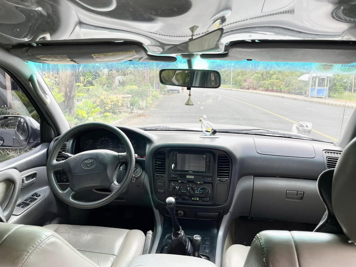 toyota land cruiser 2001 2 Cuong Oto.jpg