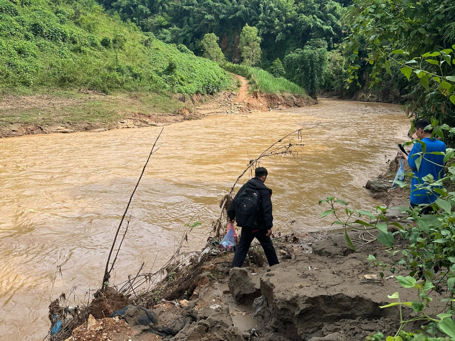 chiềng nơi vượt xuối.webp