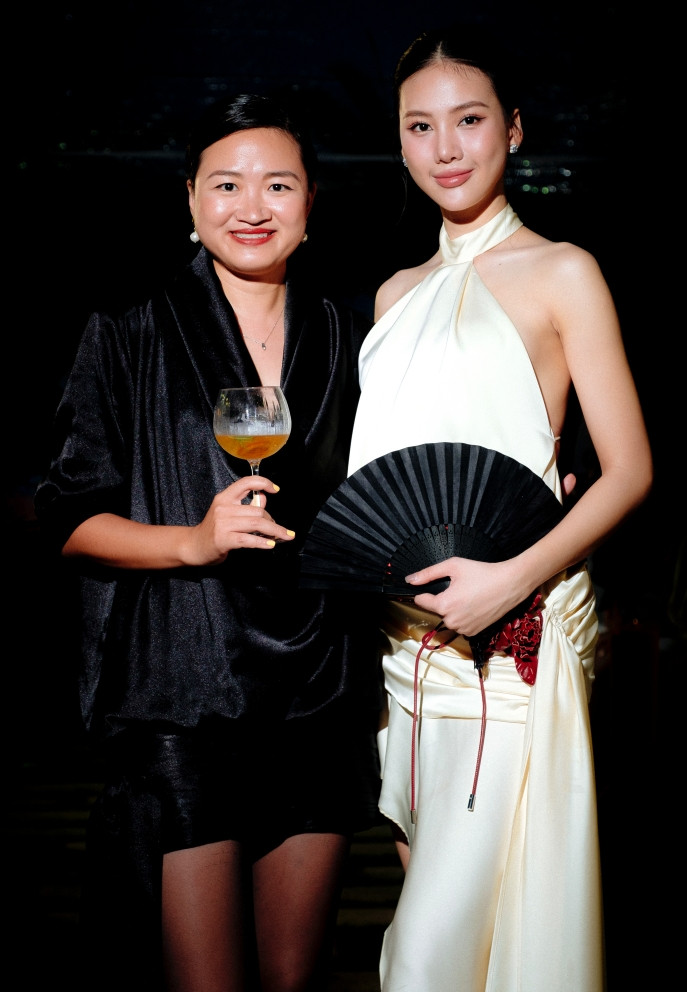 batch_ddE SSMI7784.jpg