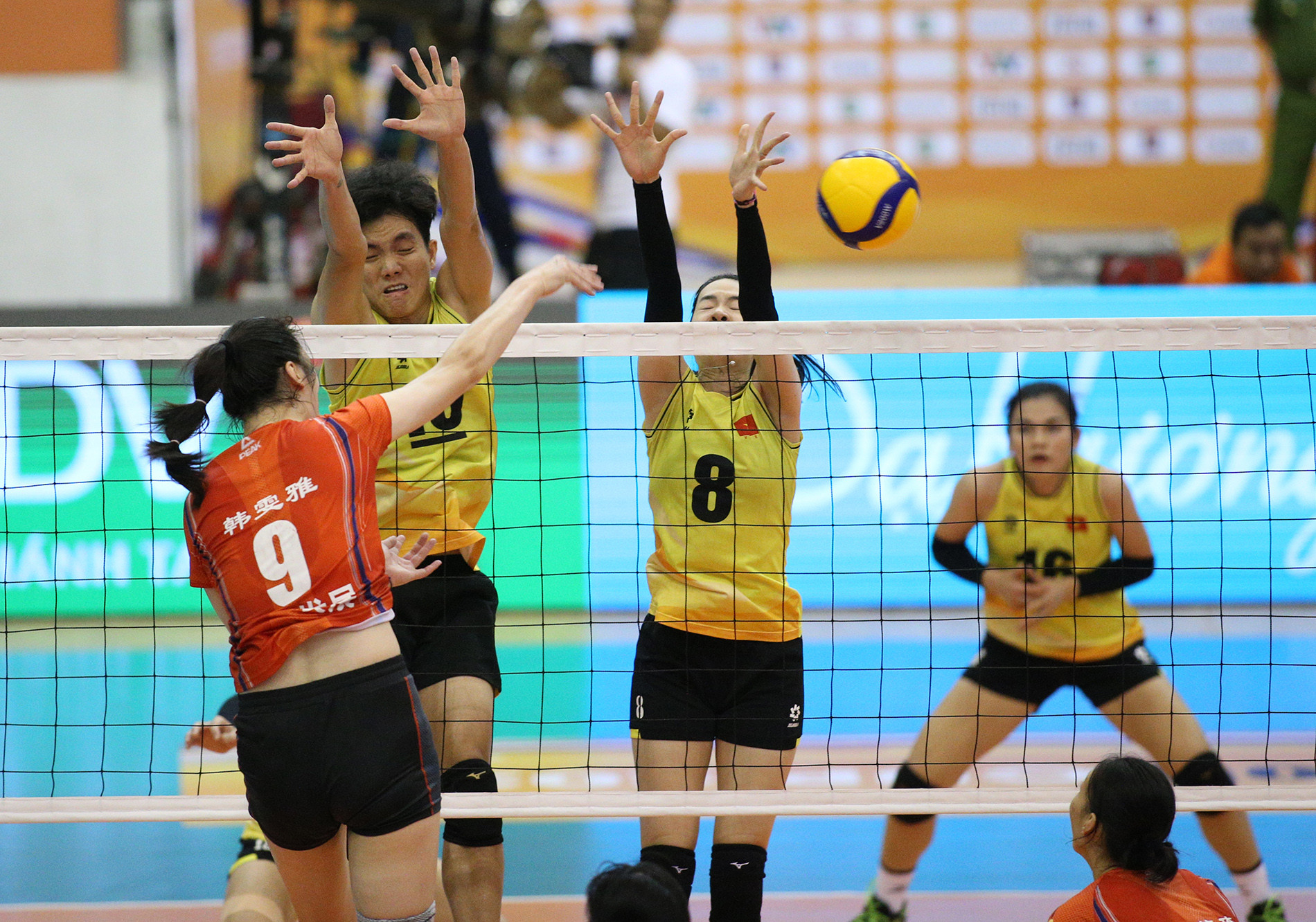 chuyen nu viet nam vtv cup 10.JPG