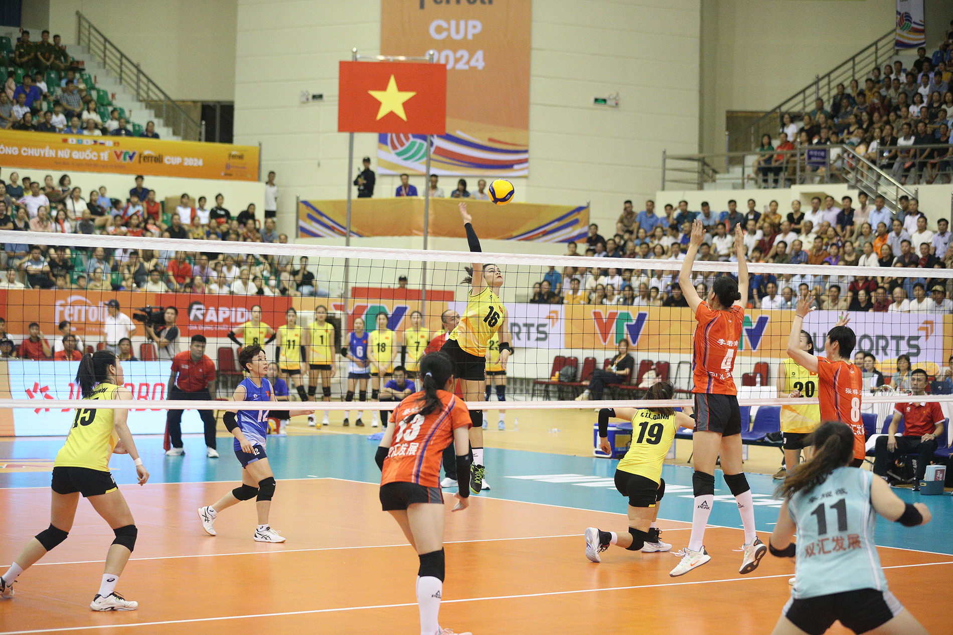 chuyen nu viet nam vtv cup 5.JPG