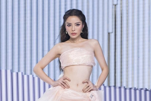 Hoa hậu Kỳ Duyên lên tiếng khi bị 'chê' ở Miss Universe Vietnam