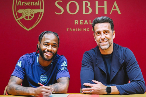 Arsenal hào hứng công bố hợp đồng chuyển nhượng Sterling