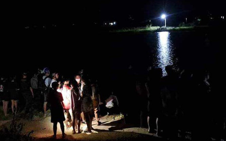 đuối nước.jpeg