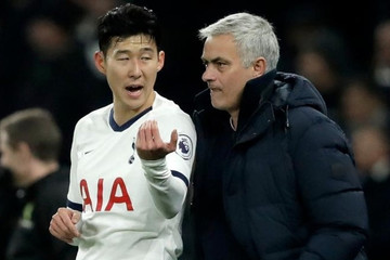 Son Heung Min ấm ức vì bị Mourinho đối xử tệ