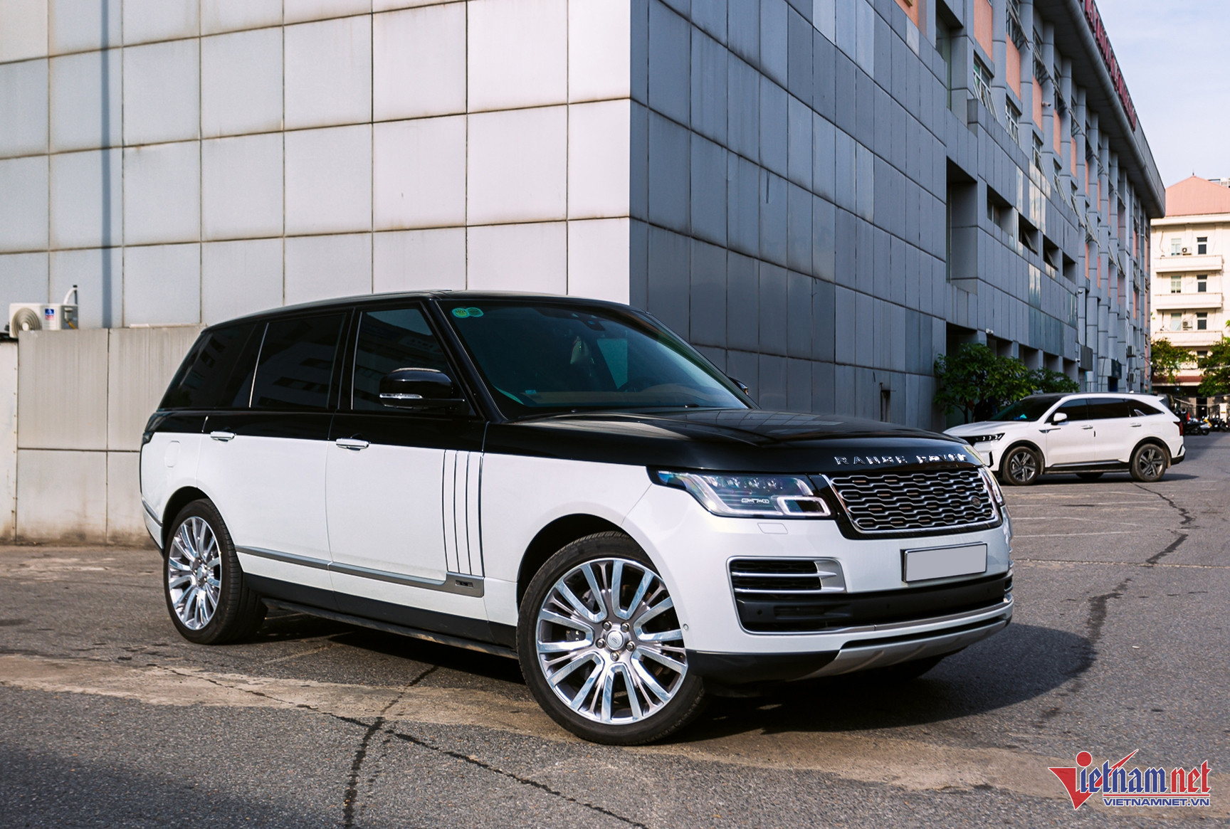 W-range rover 1.jpg