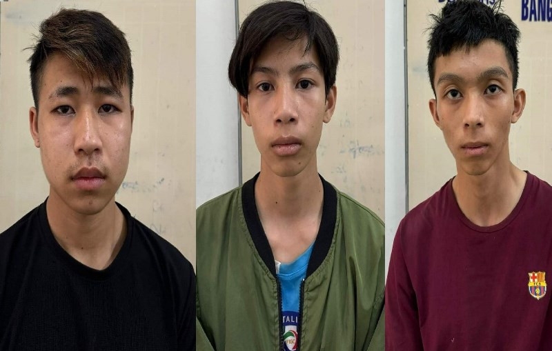 Đập phá mộ 1.jpg