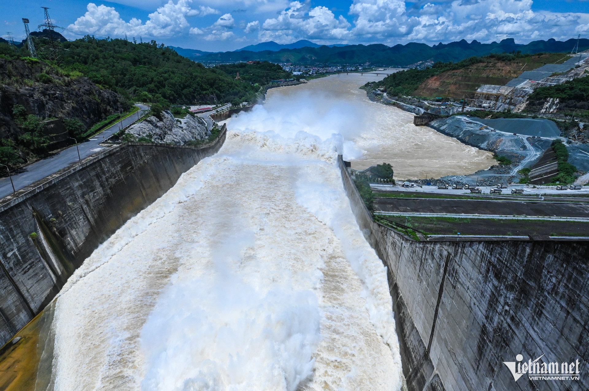 W-Đập thủy điện Hòa Bình (13).jpg