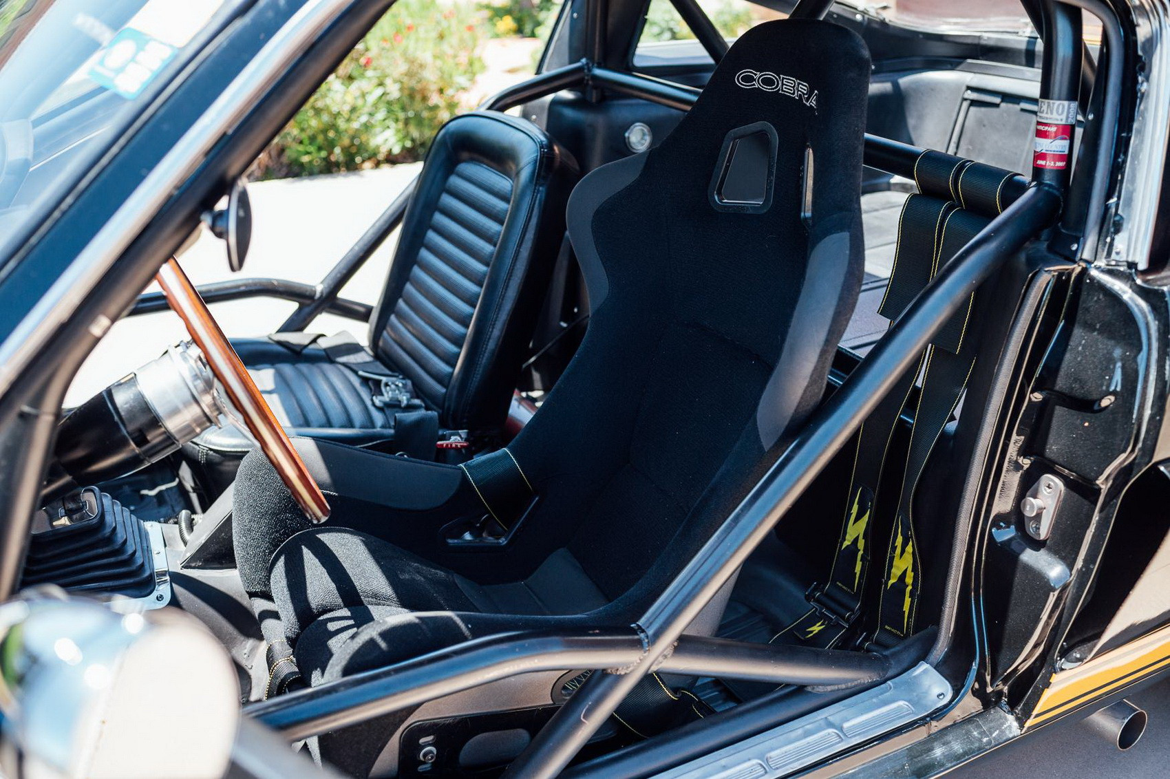 Cabin xe Shelby Mustang GT350H