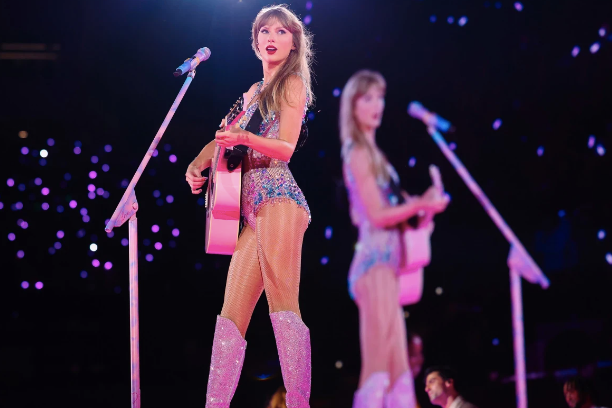 Địa điểm diễn thành mục tiêu khủng bố, Taylor Swift hủy gấp 3 show diễn