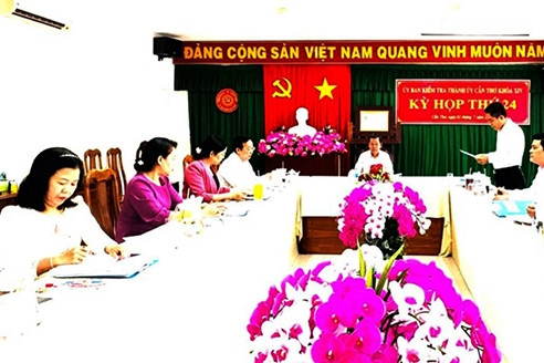 Lý do Cần Thơ không ban hành quyết định kỷ luật cảnh cáo ông Trần Văn Then