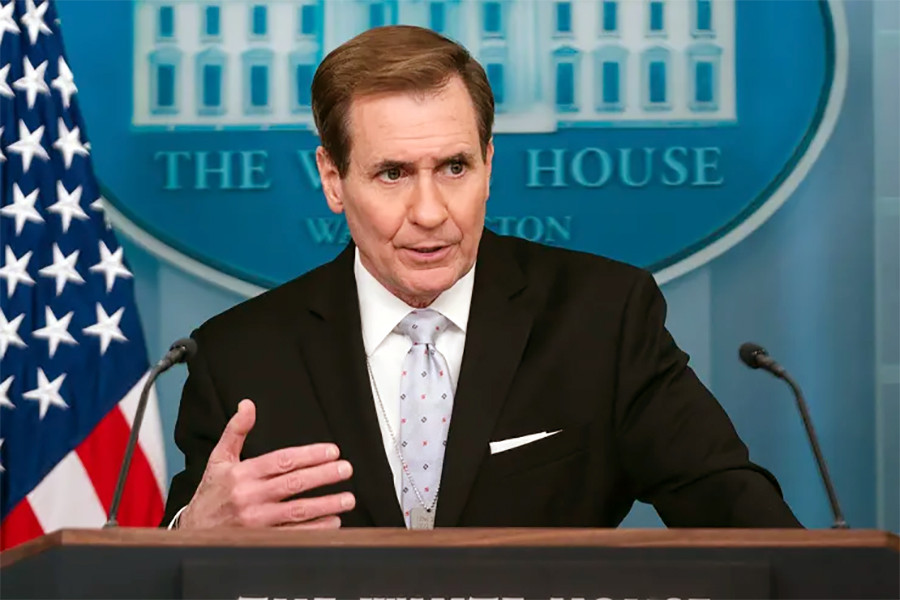 phat ngon vien John Kirby The Hill.jpg