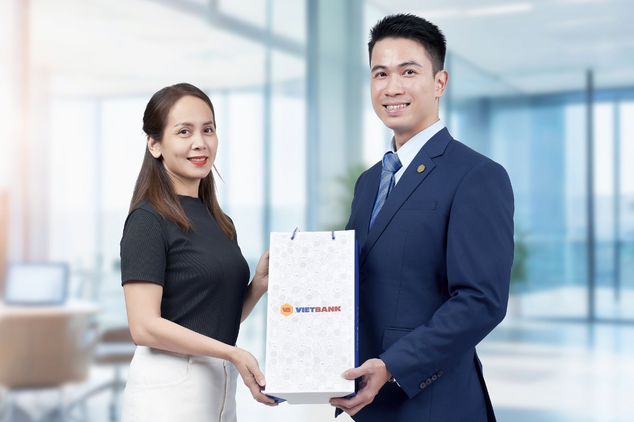 Vietbank dành hàng tỷ đồng tặng khách hàng ‘chào thu’