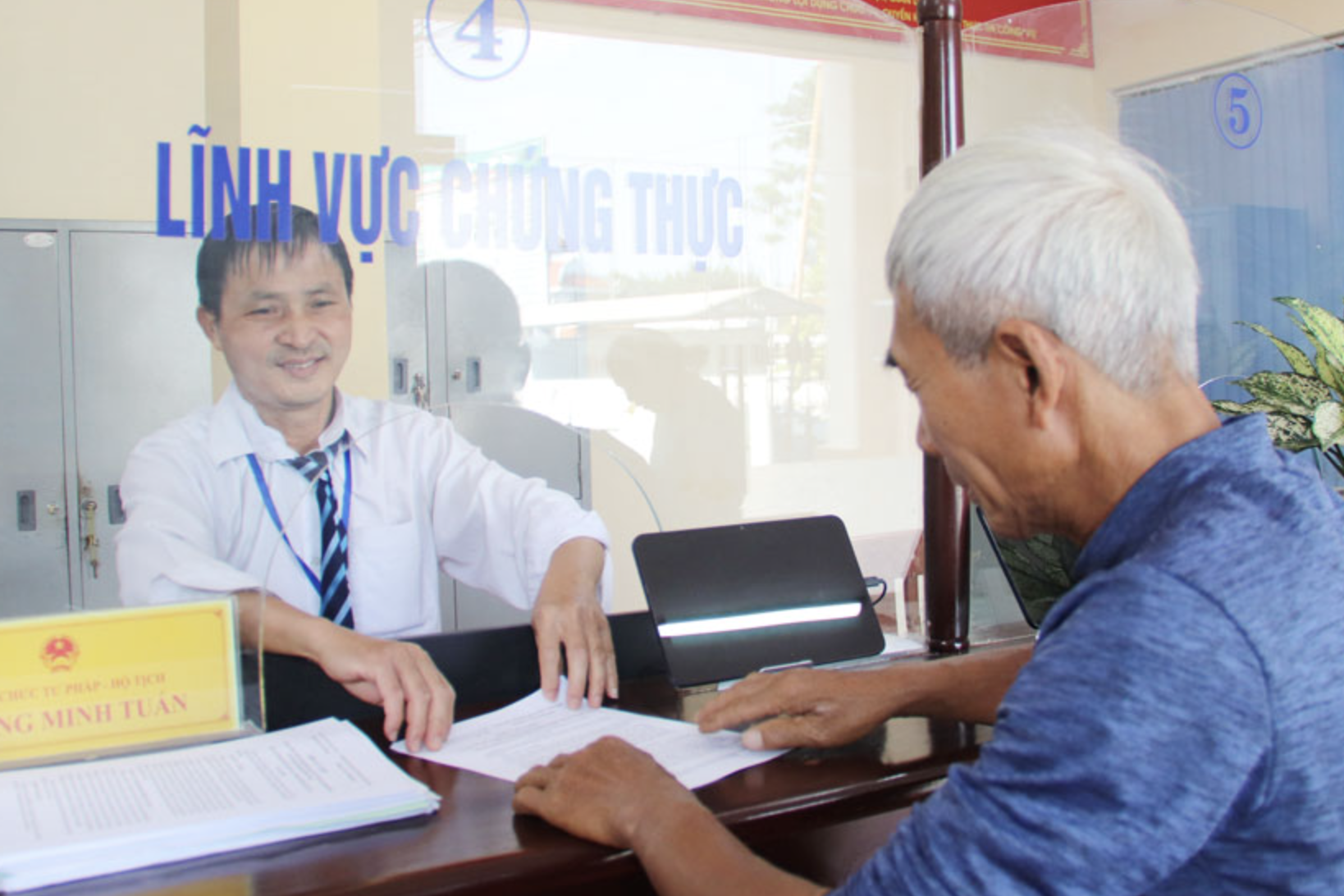 Bắc Giang chú trọng chuyển đổi số, hướng tới nông thôn mới thông minh
