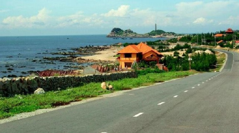 Nông thôn mới mang lại diện mạo đầy sức sống cho xã biển Tân Thuận