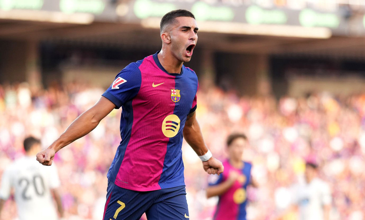 Ferran Torres Barca Valladolid.jpg