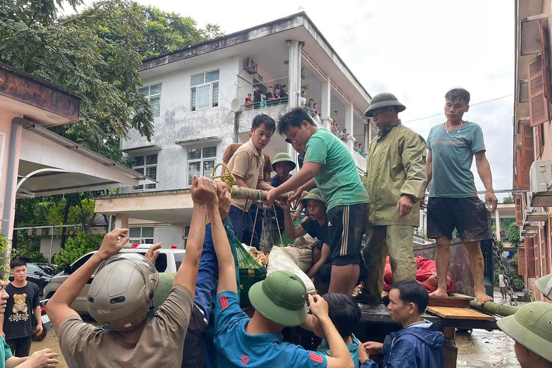 Chủ tịch Lào Cai thông tin 'nóng' vụ lũ quét vùi lấp cả thôn, 15 người chết