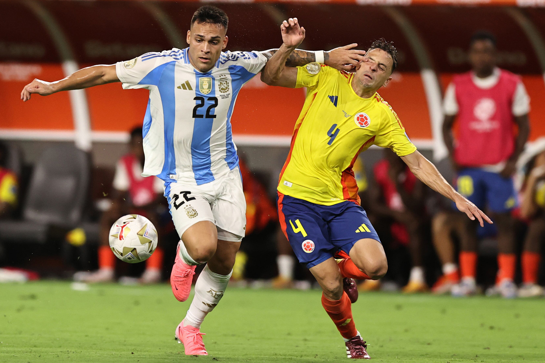 Nhận định bóng đá Colombia vs Argentina: Cạm bẫy sân khách Lautaro Argentina Colombia.jpg