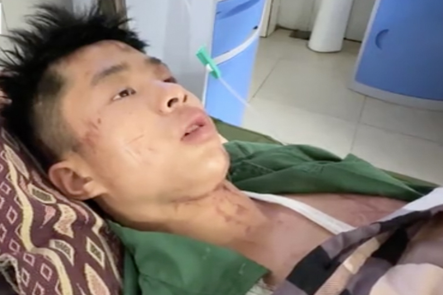 Lũ quét vùi lấp cả thôn ở Lào Cai: Lời kể người thoát chết