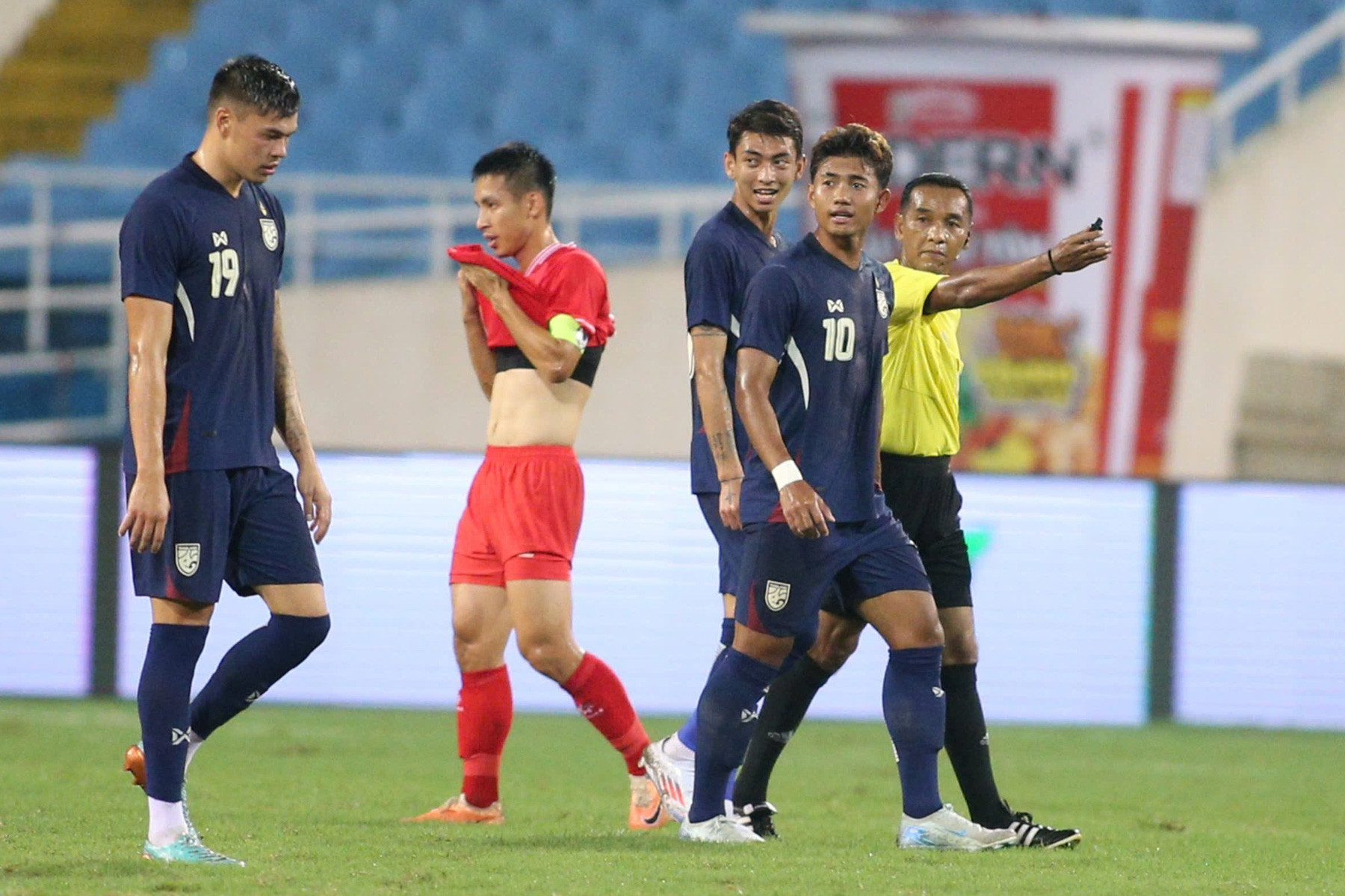 Suphanat Viet Nam Thai Lan.jpg