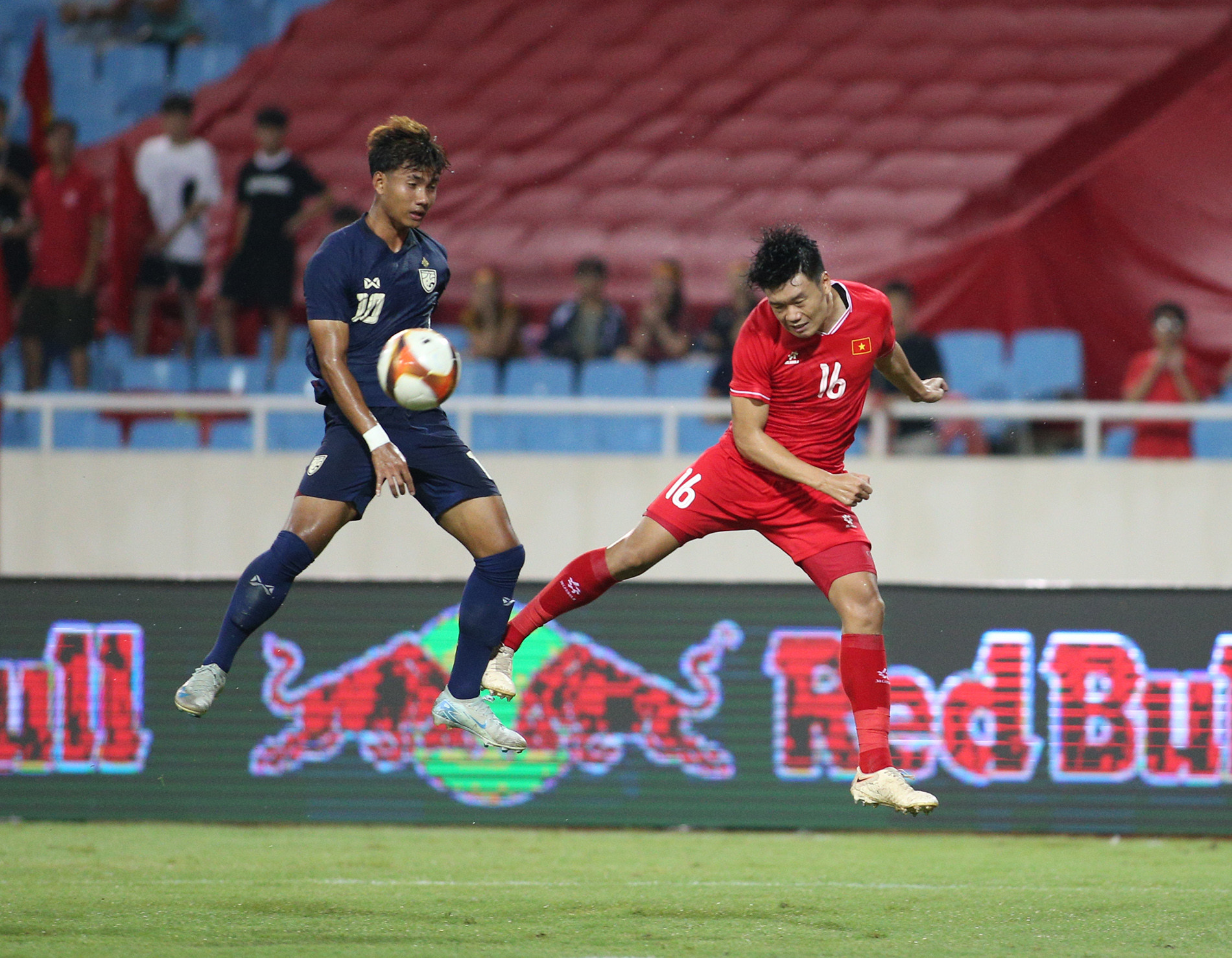 tuyen viet nam thai lan 4.JPG