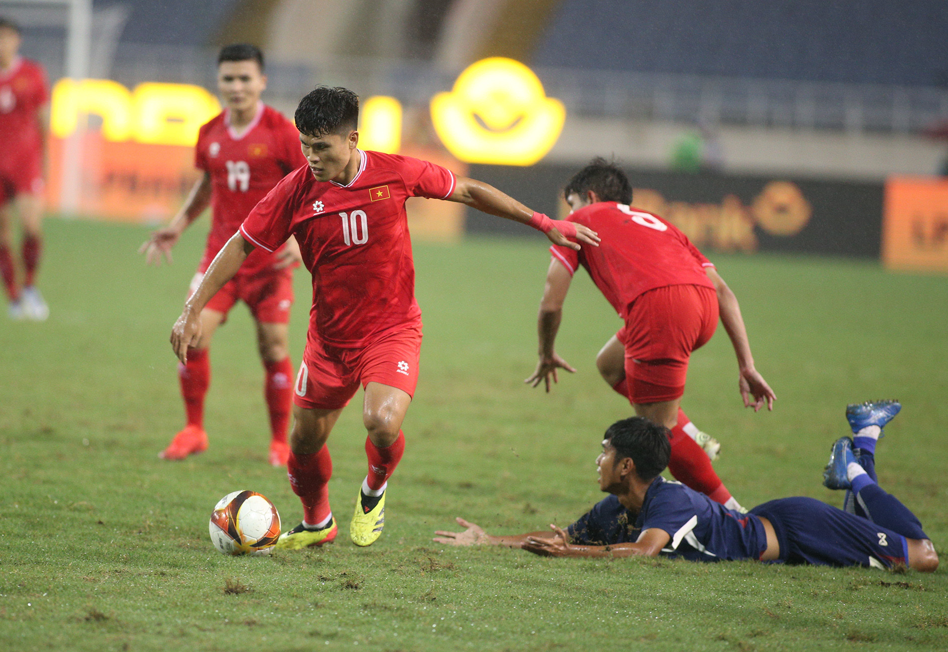 tuyen viet nam thai lan 7.JPG