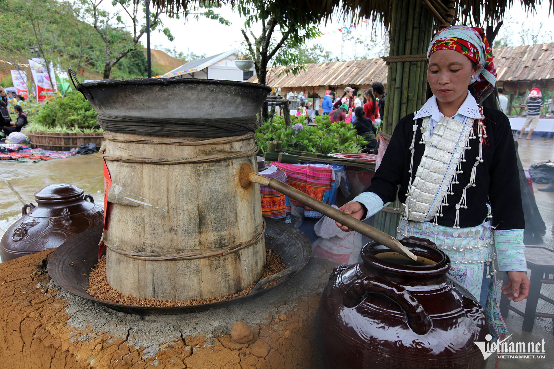 W-giam ngheo dan toc mien nui.jpg