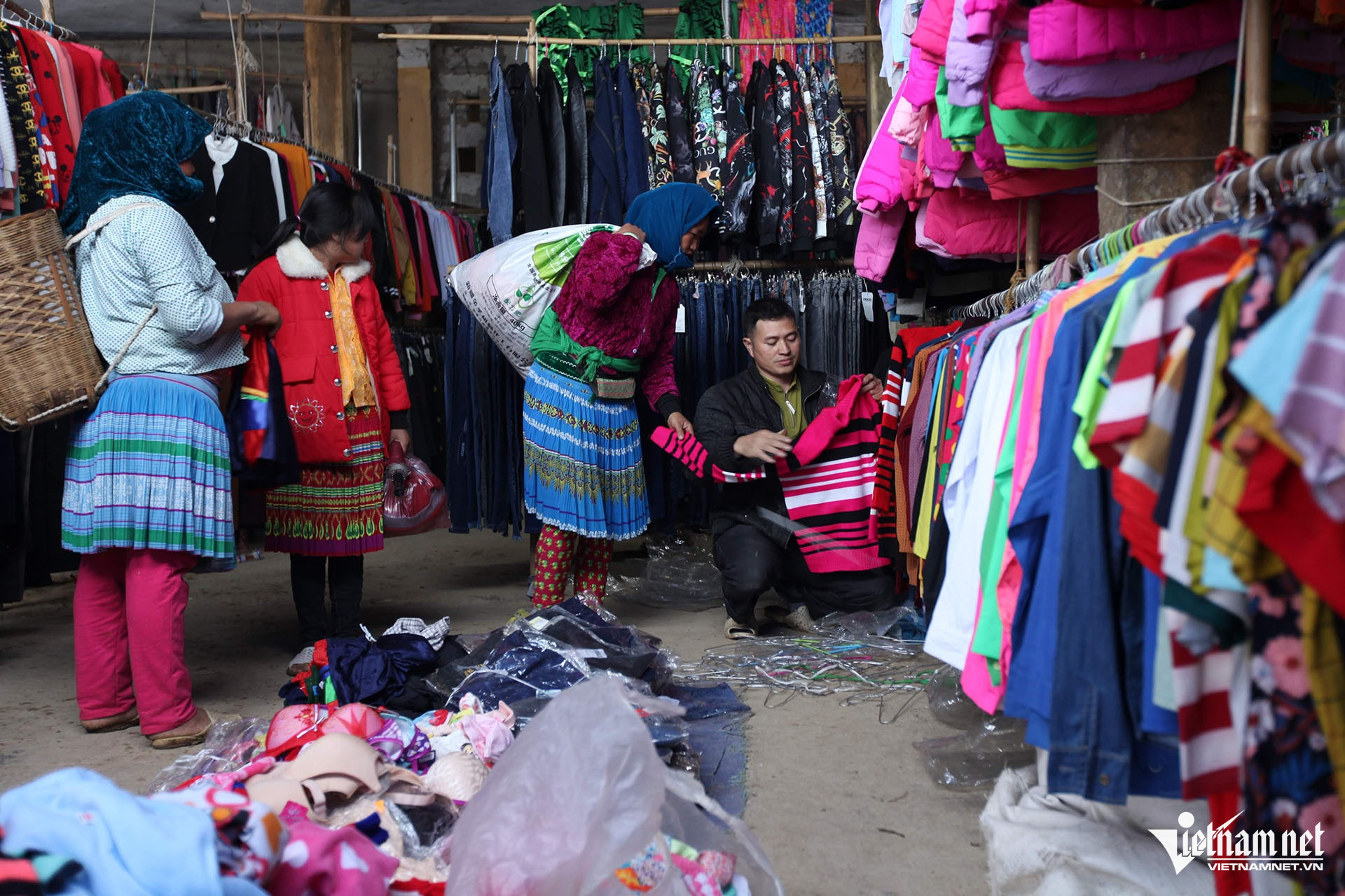 W-giam ngheo nong thon mien nui dan toc.jpg