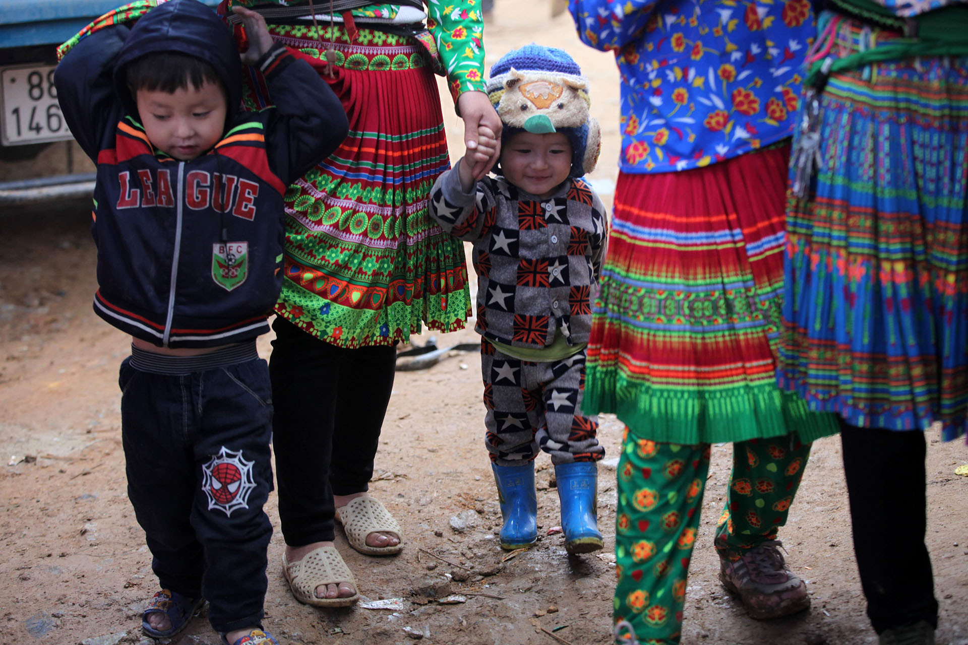 Mạnh dạn chuyển đổi cơ cấu cây trồng, vật nuôi để giảm nghèo