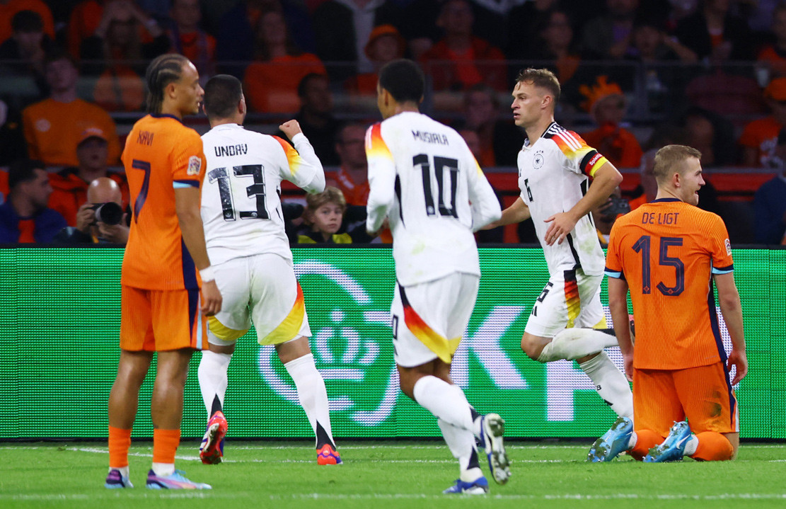 Hà Lan và Đức bất phân thắng bại ở Amsterdam Hà Lan Đức