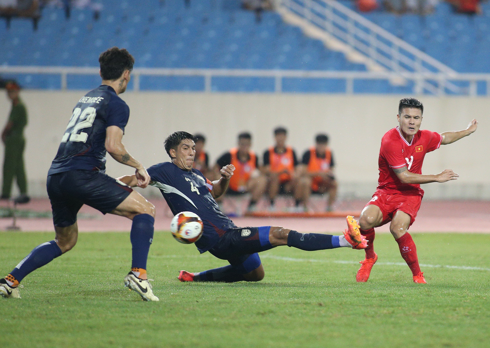 tuyen viet nam thai lan 3.JPG