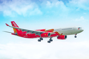 Vietjet quyên góp cứu trợ đồng bào bị thiệt hại do bão lũ