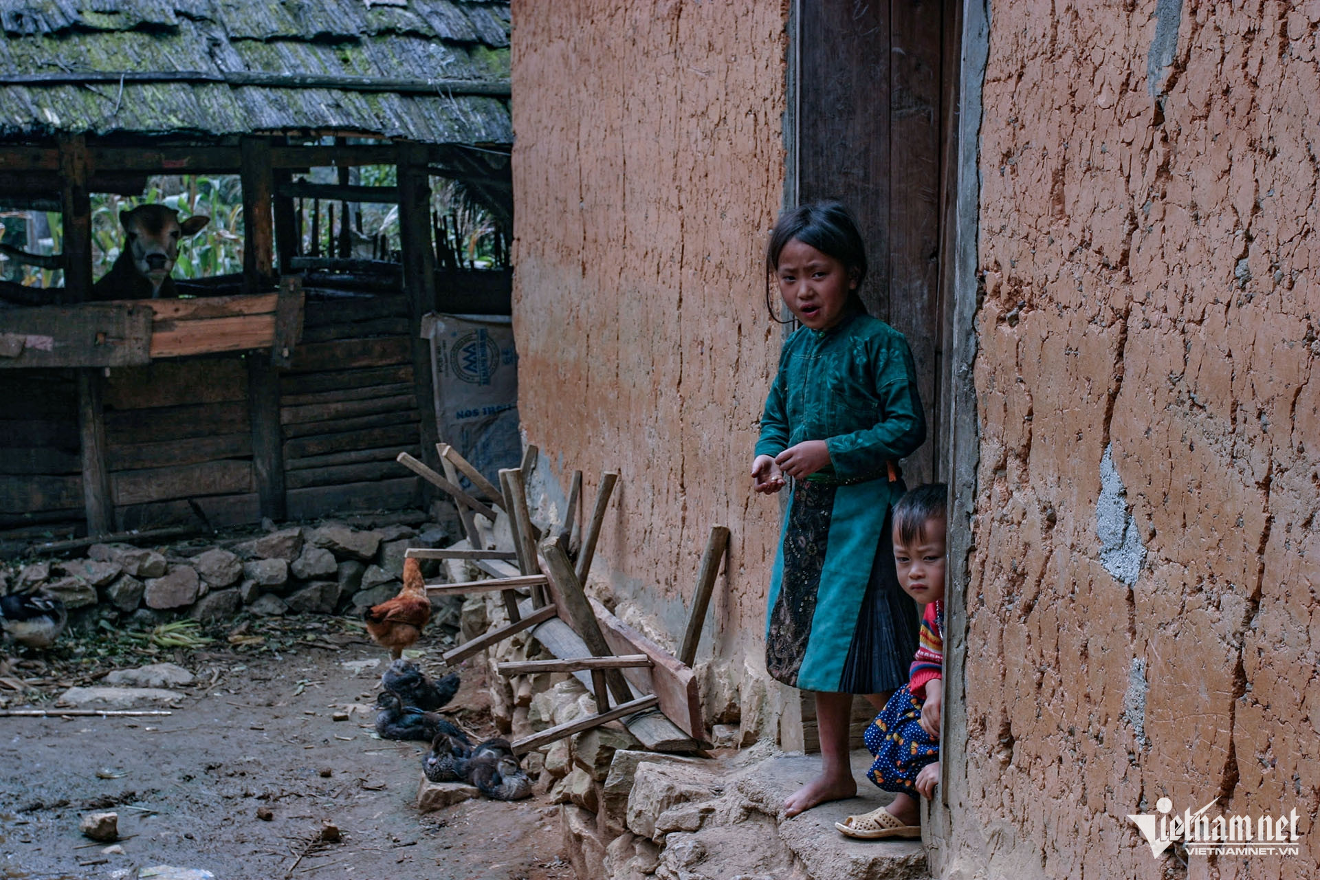 W-mien nui dan toc giam ngheo.jpg