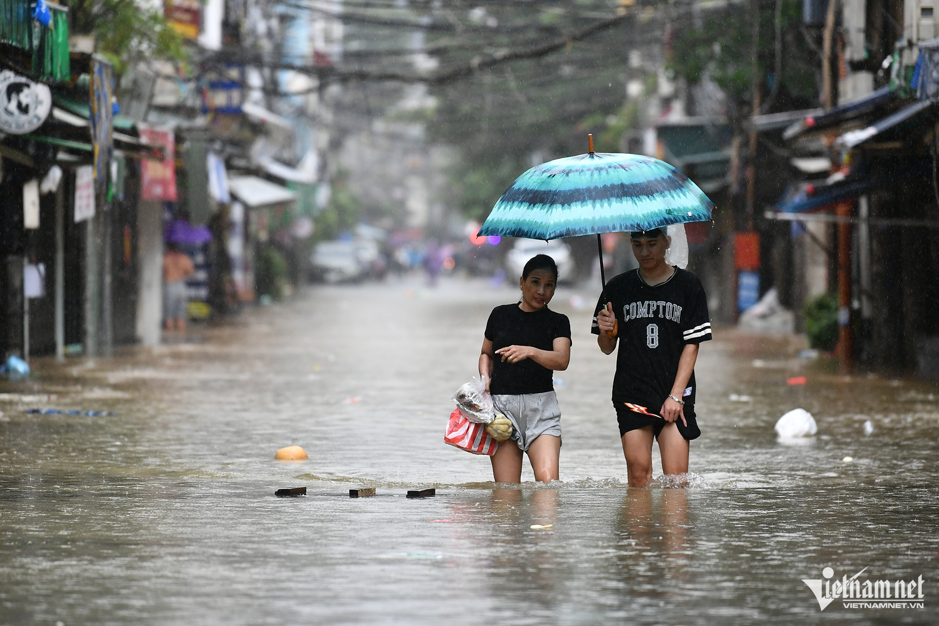 W-ngap hanoi_0.jpg