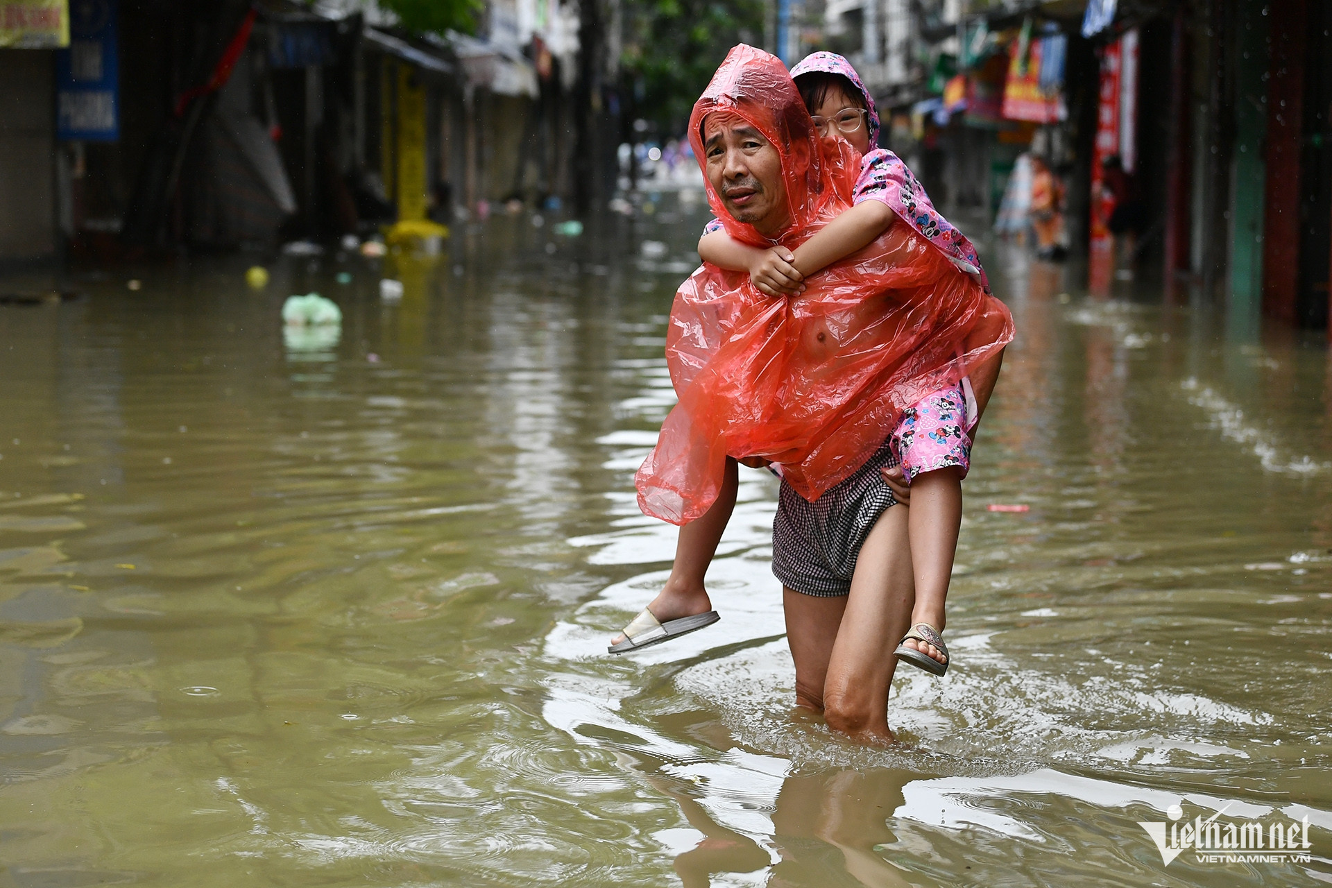 W-ngap hanoi_15.jpg