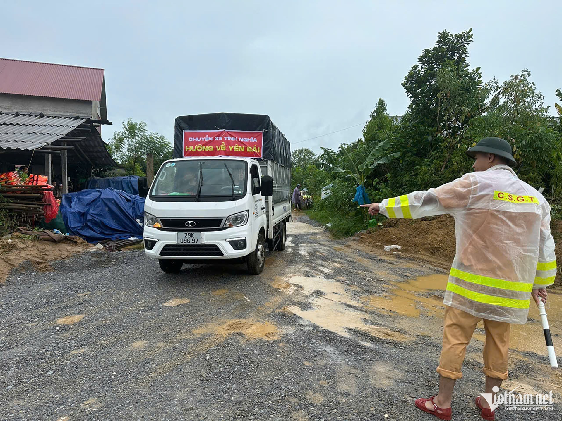 W-Yen Bai tran yen.jpg