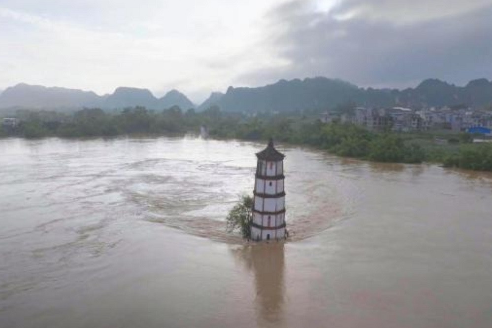 Ảnh hưởng của bão Yagi tàn phá nhiều khu vực ở Trung Quốc, Lào và Thái Lan