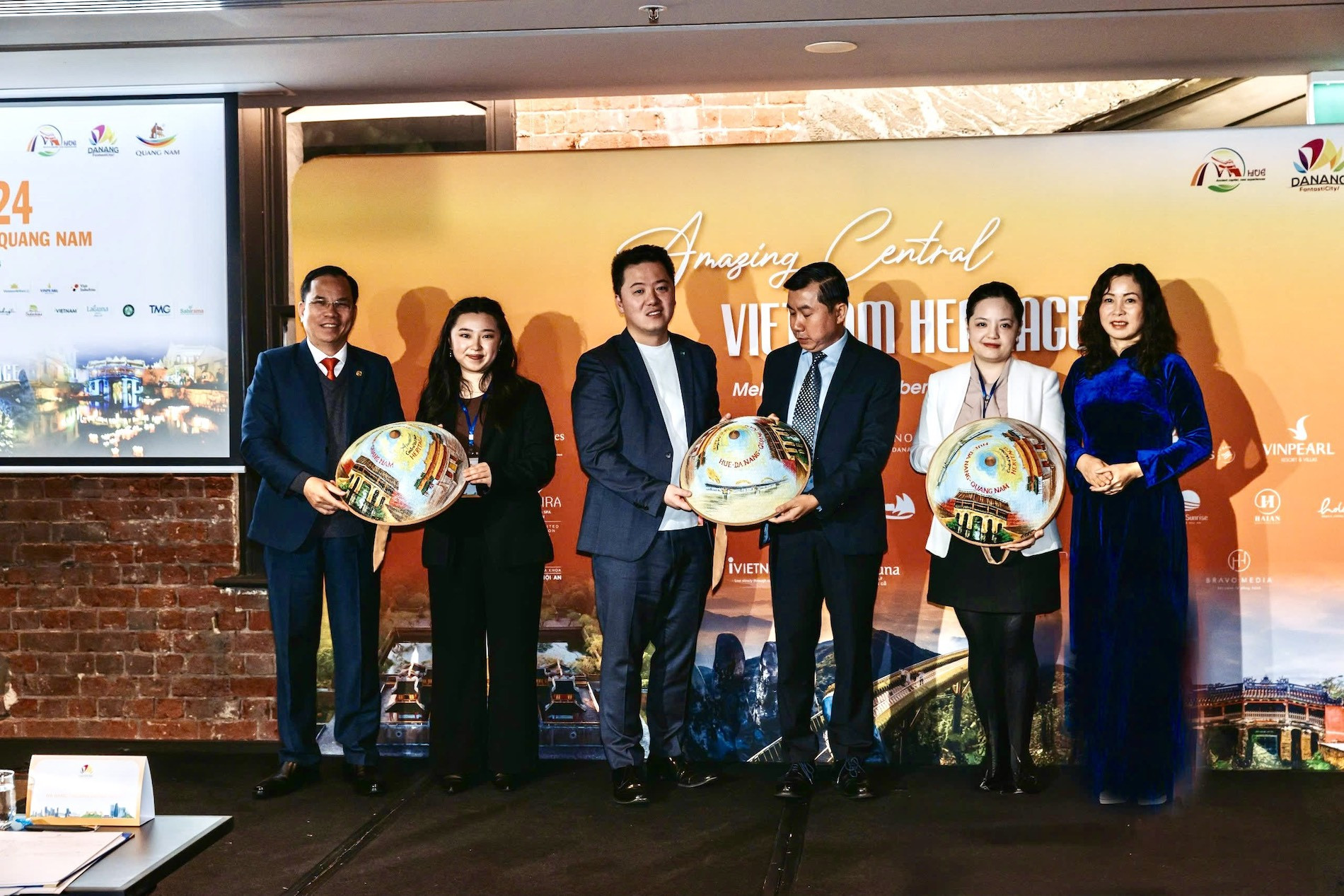 giới thiệu du lịch_1.jpg