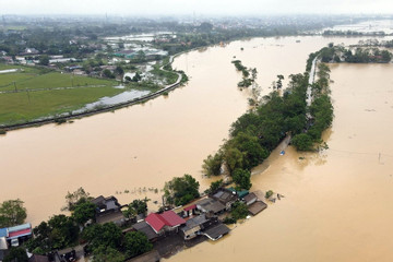 Hà Nội tập trung ứng phó lũ lớn, bảo đảm an toàn đê điều