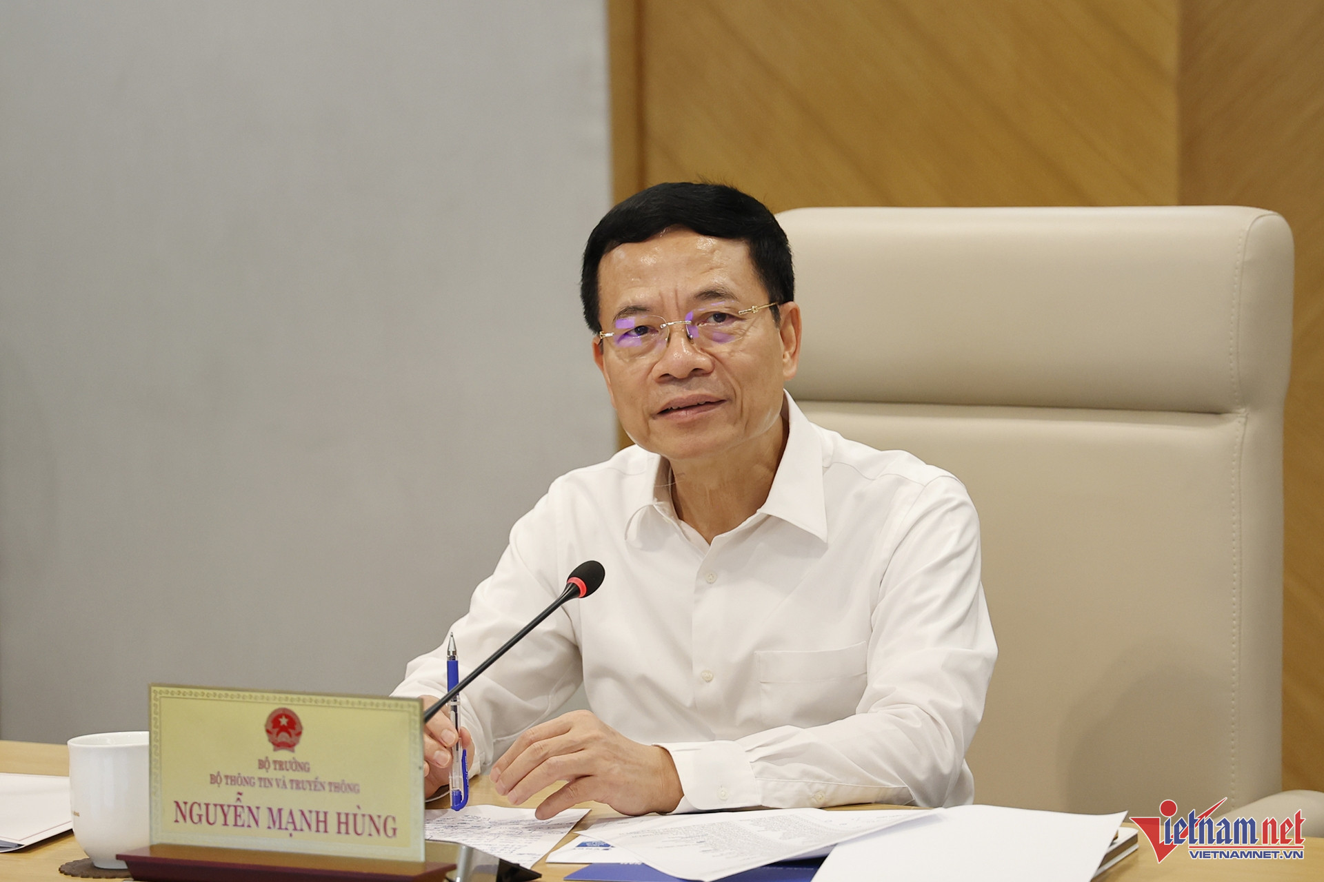 W-Bo truong Nguyen Manh Hung 1 1.jpg