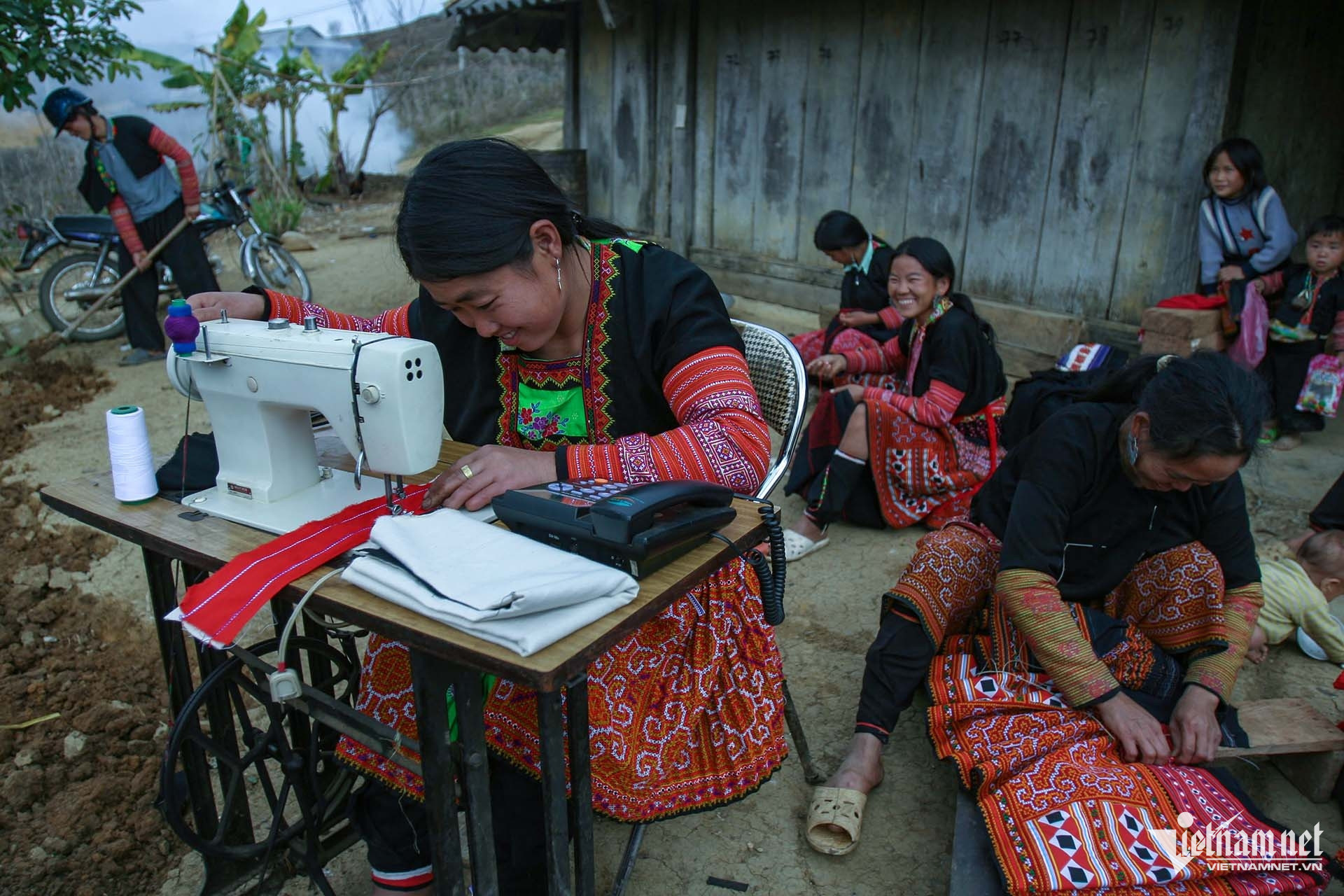 W-giam ngheo mien nui dan toc.jpg